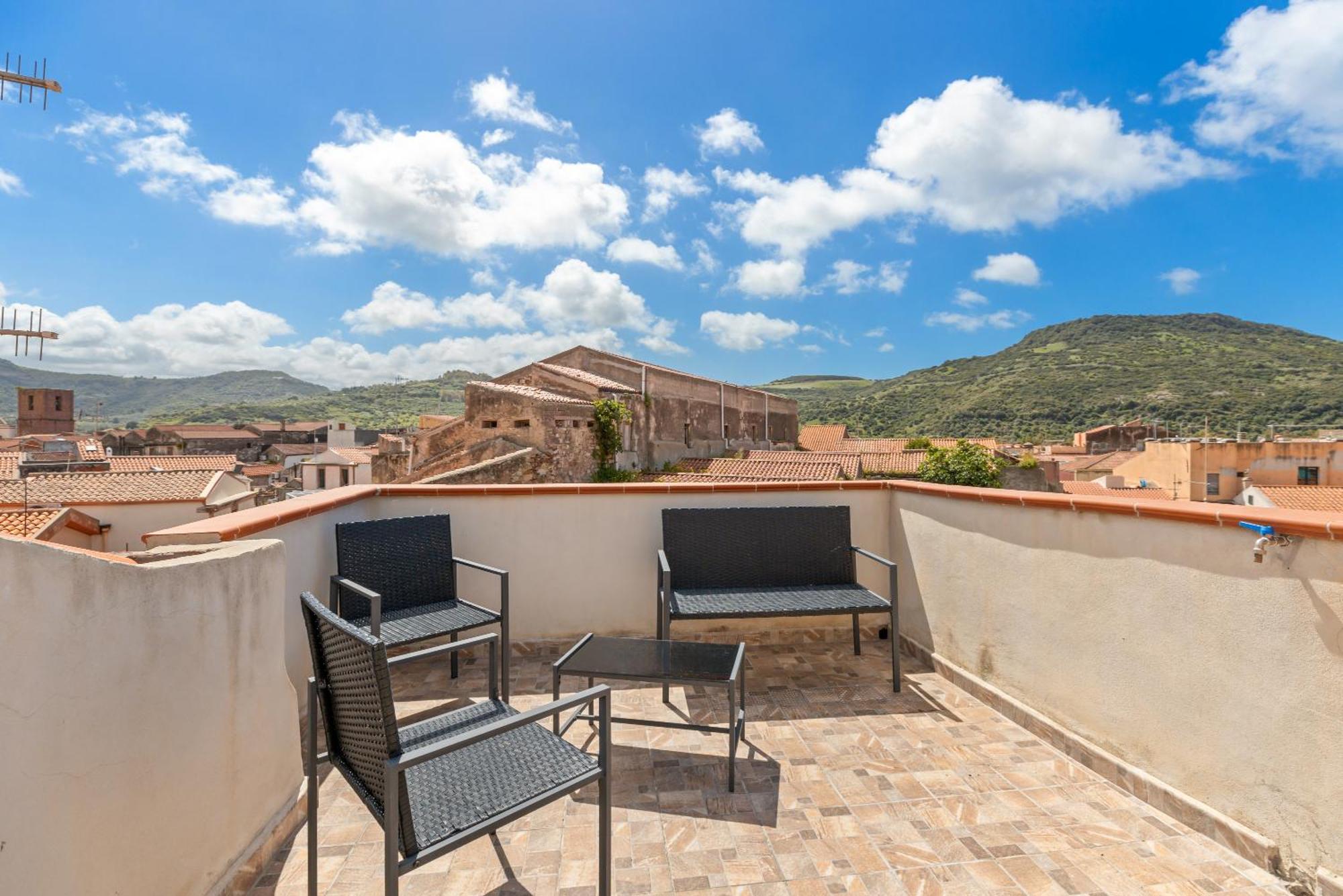 Apartamento Casa Rocca Bosa Exterior foto